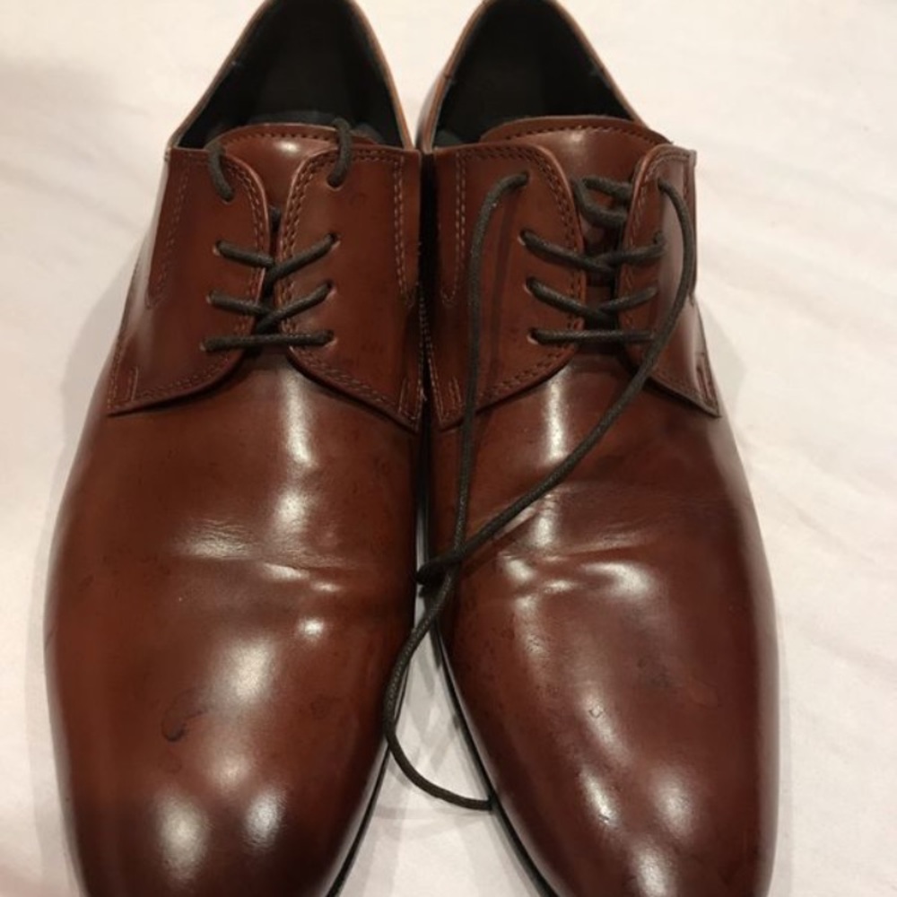 Men’s Kenneth cole dressing shoes. Business shoes